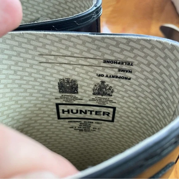 Hunter Women’s Original Tall Rubber Boots in Black SIZE 6 | Black Hunter Boots - Picture 8 of 14